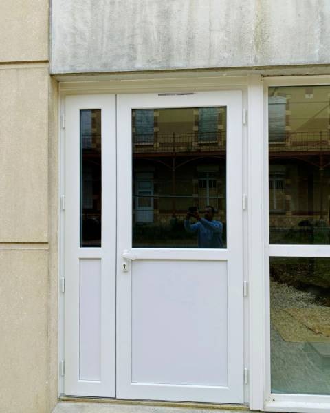Porte PVC Hopitaux - Chartres